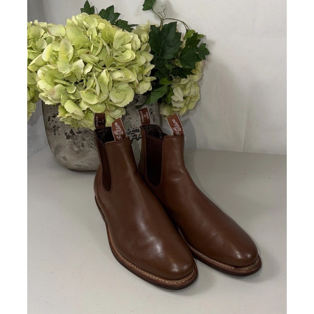 RE$619 R.M. Williams Handcrafted dress TAMBO Chelsea Boot Caramel Brown Size 11D